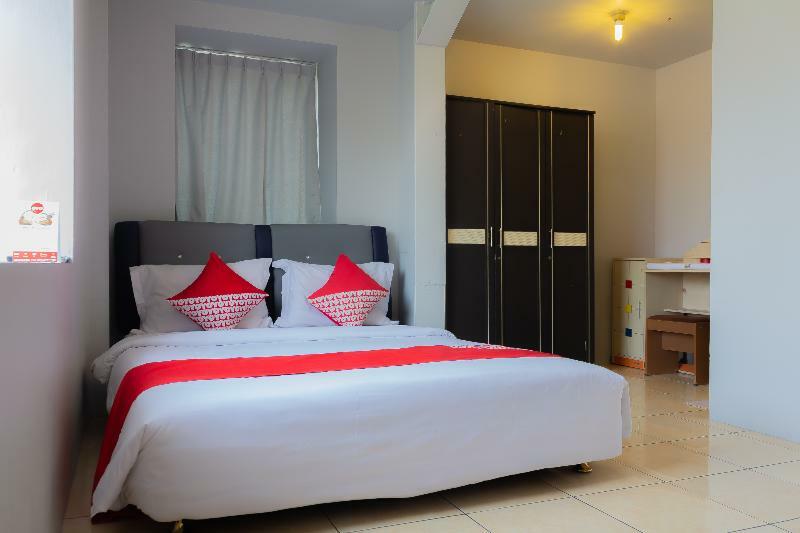 Oyo 208 G House