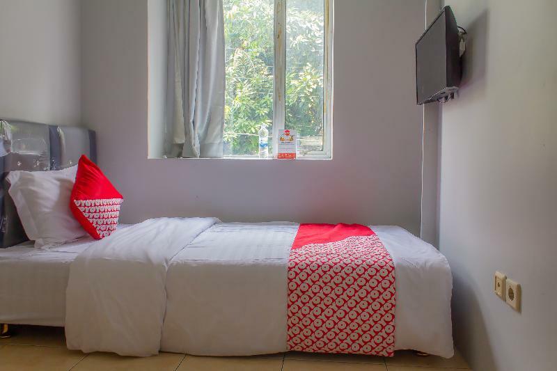 Oyo 208 G House Hotel Jakarta